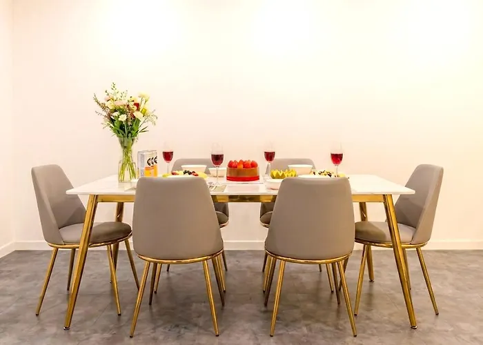 아파트 1min Hongdae Station And 1 Minute Hongdae Main Street 6 People 3beds Luxury